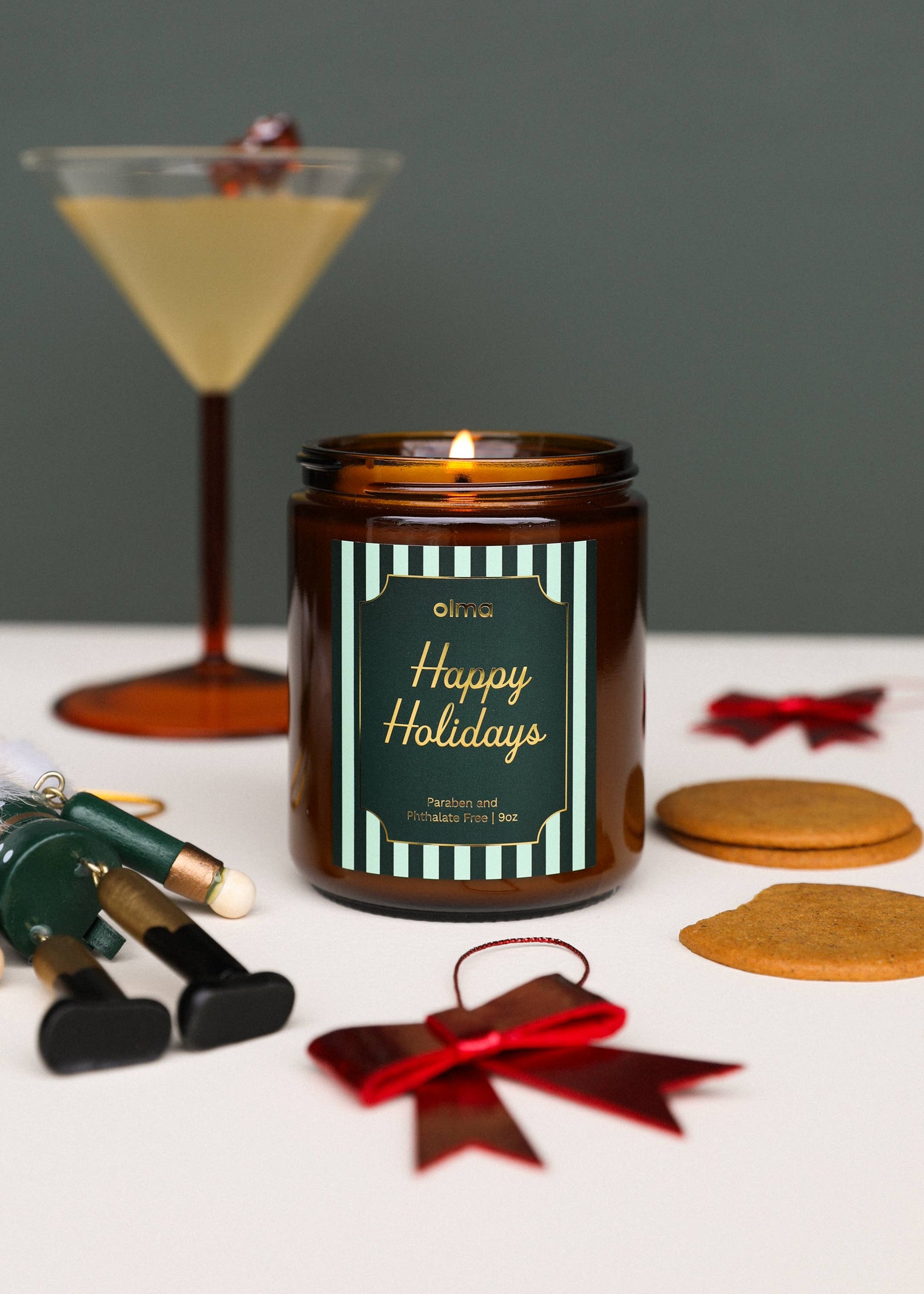 Happy Holidays - Holiday Christmas Candle - 9oz Amber