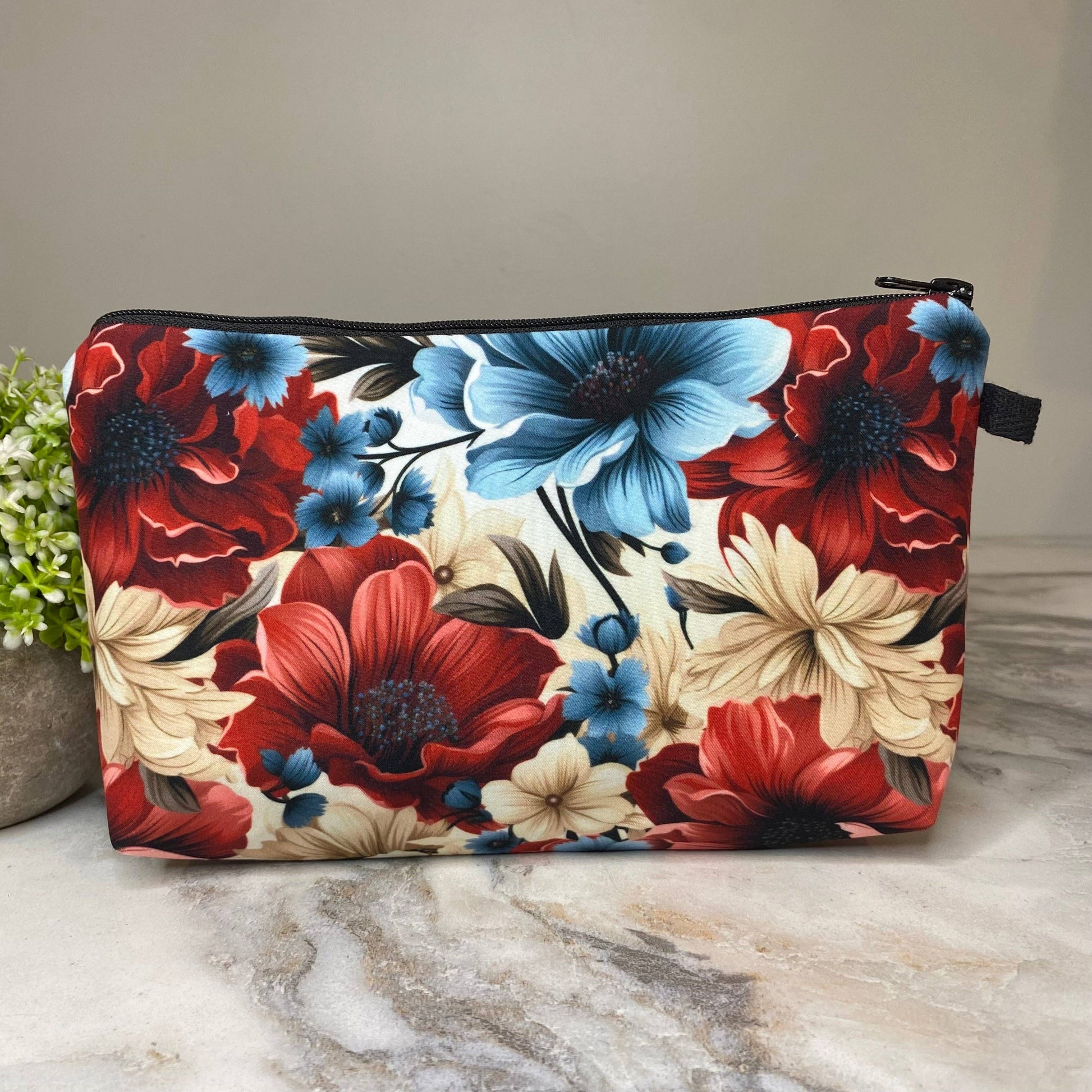 Pouch - Large Red White Blue Floral