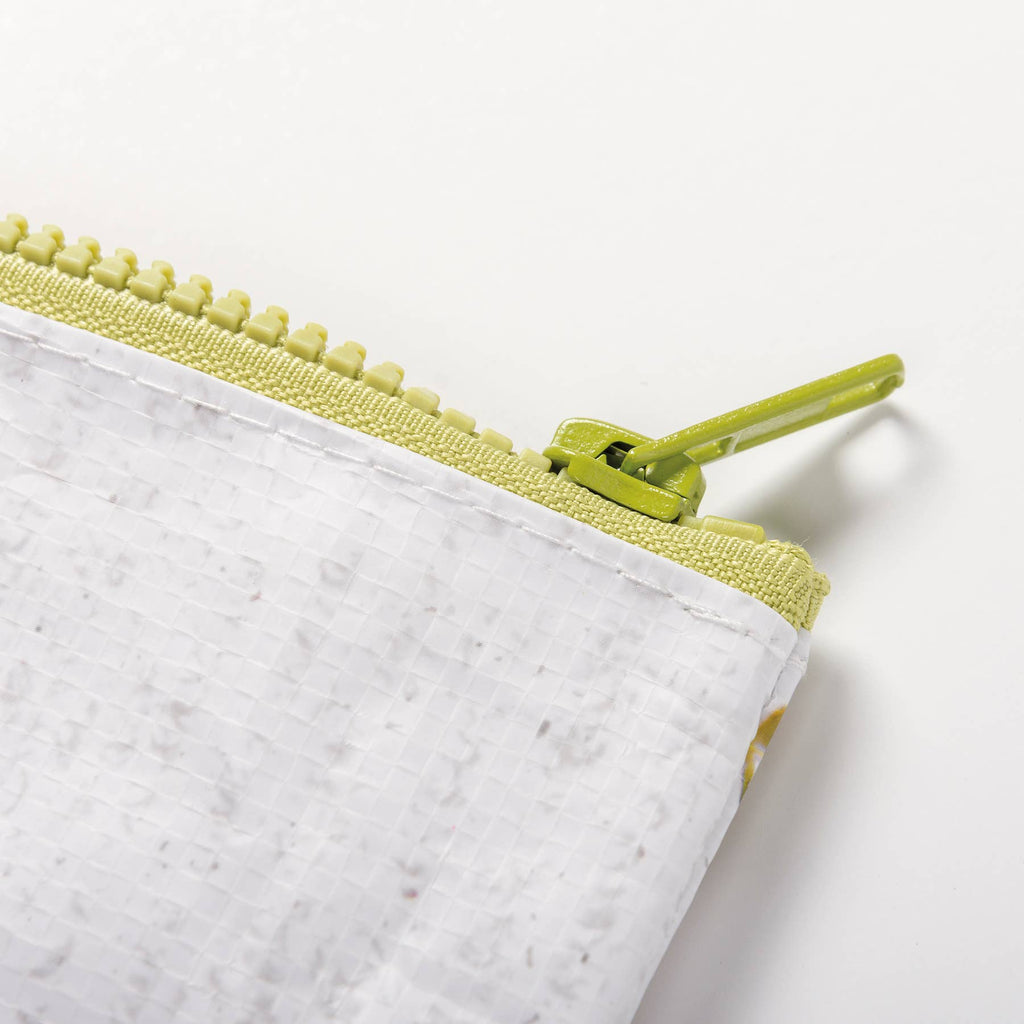 Bee Kind Zipper Folder