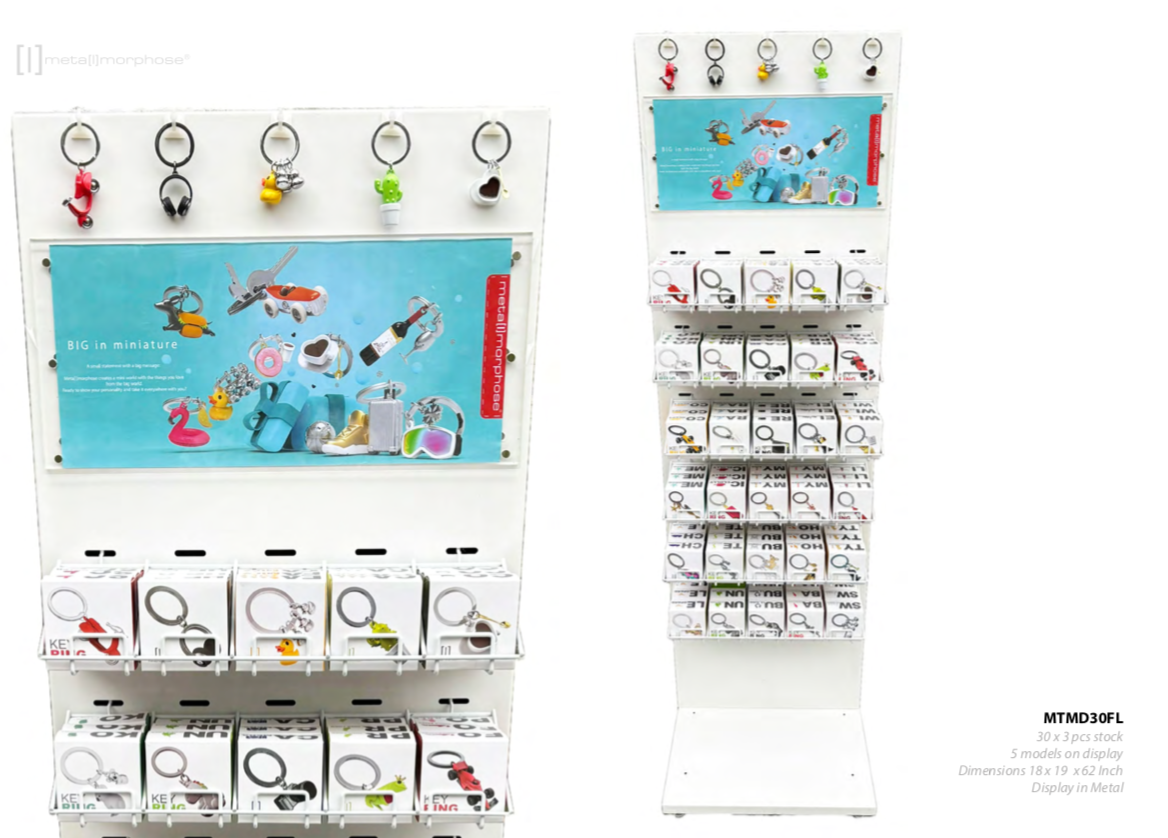 BLACK CAT (glow in the dark eyes) KEYRING