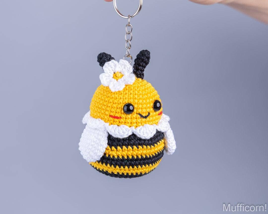 Crochet Bee Keychain, Bumble Bee Car Hanger, Crochet animal